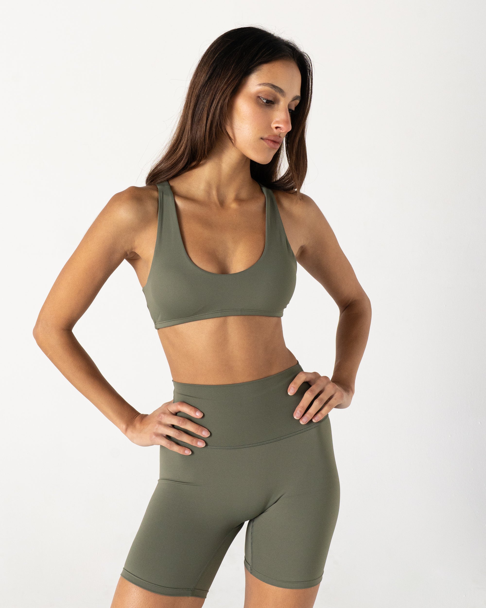 Olive V-crop - Front View