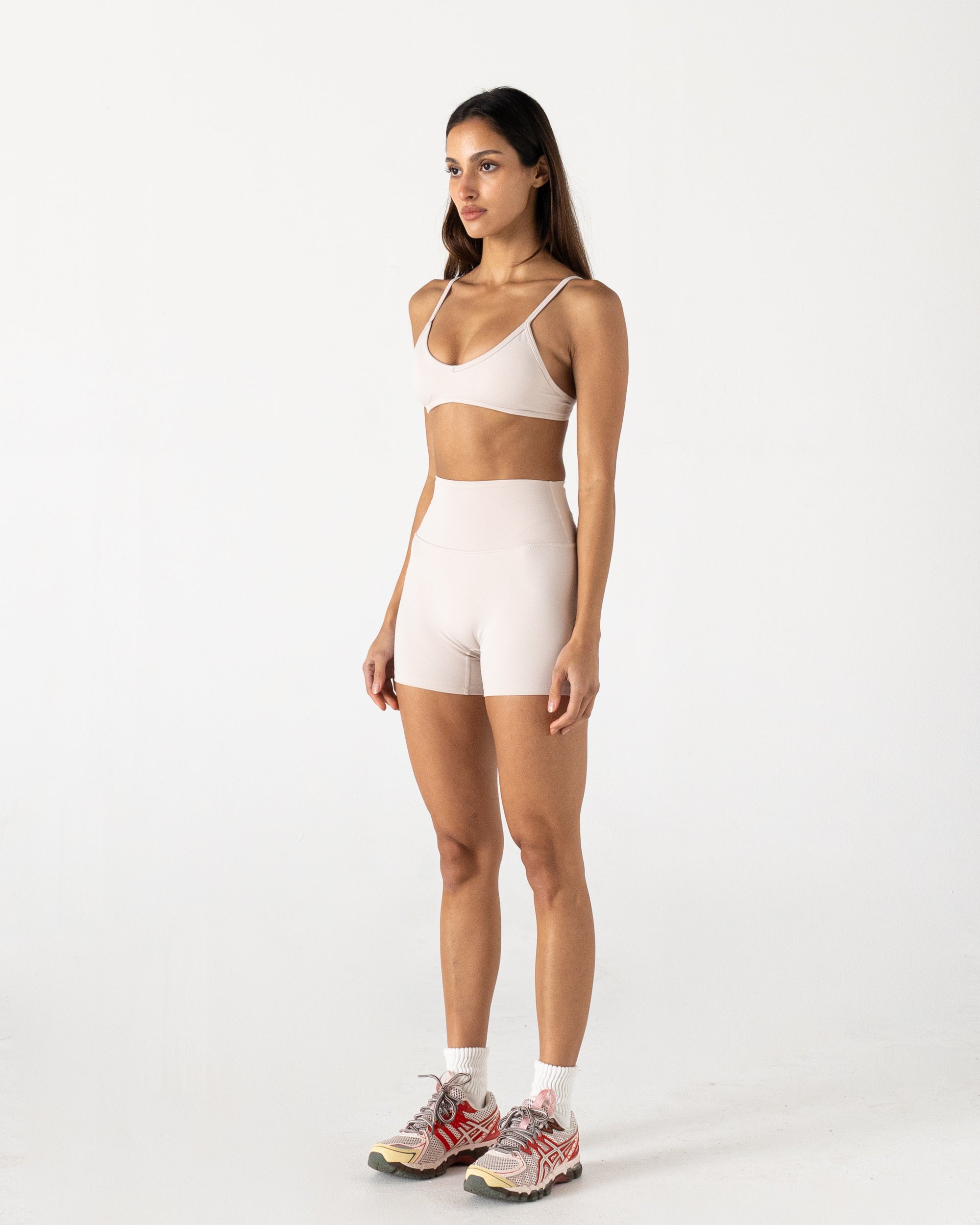Oat Ella Crop - Side View