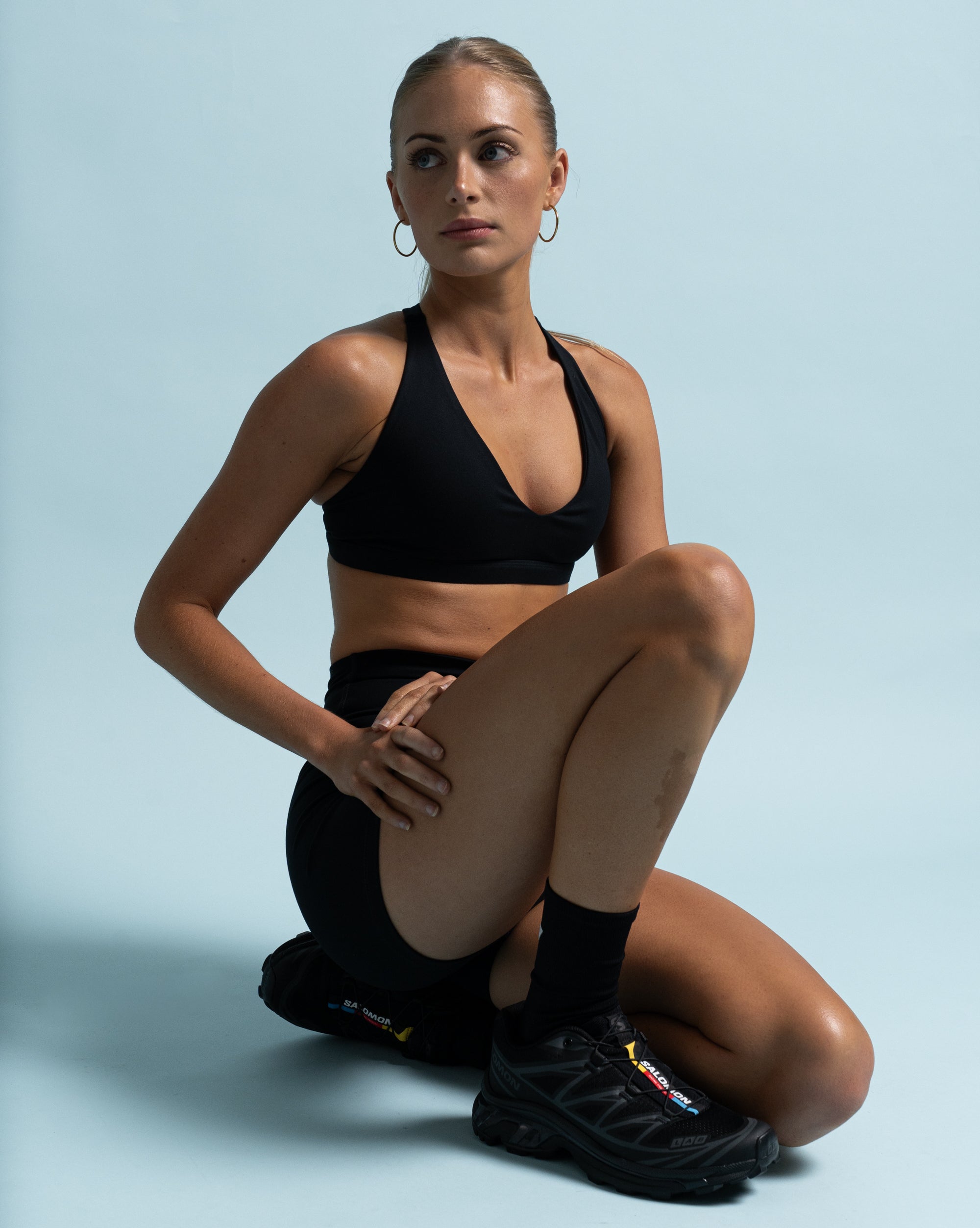 Black Move Crop - Front View