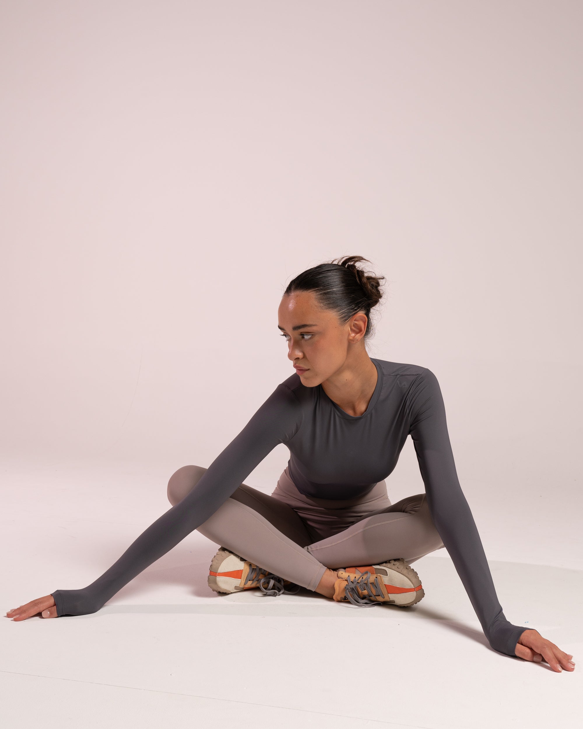 Second Skin Long Sleeve - Charcoal