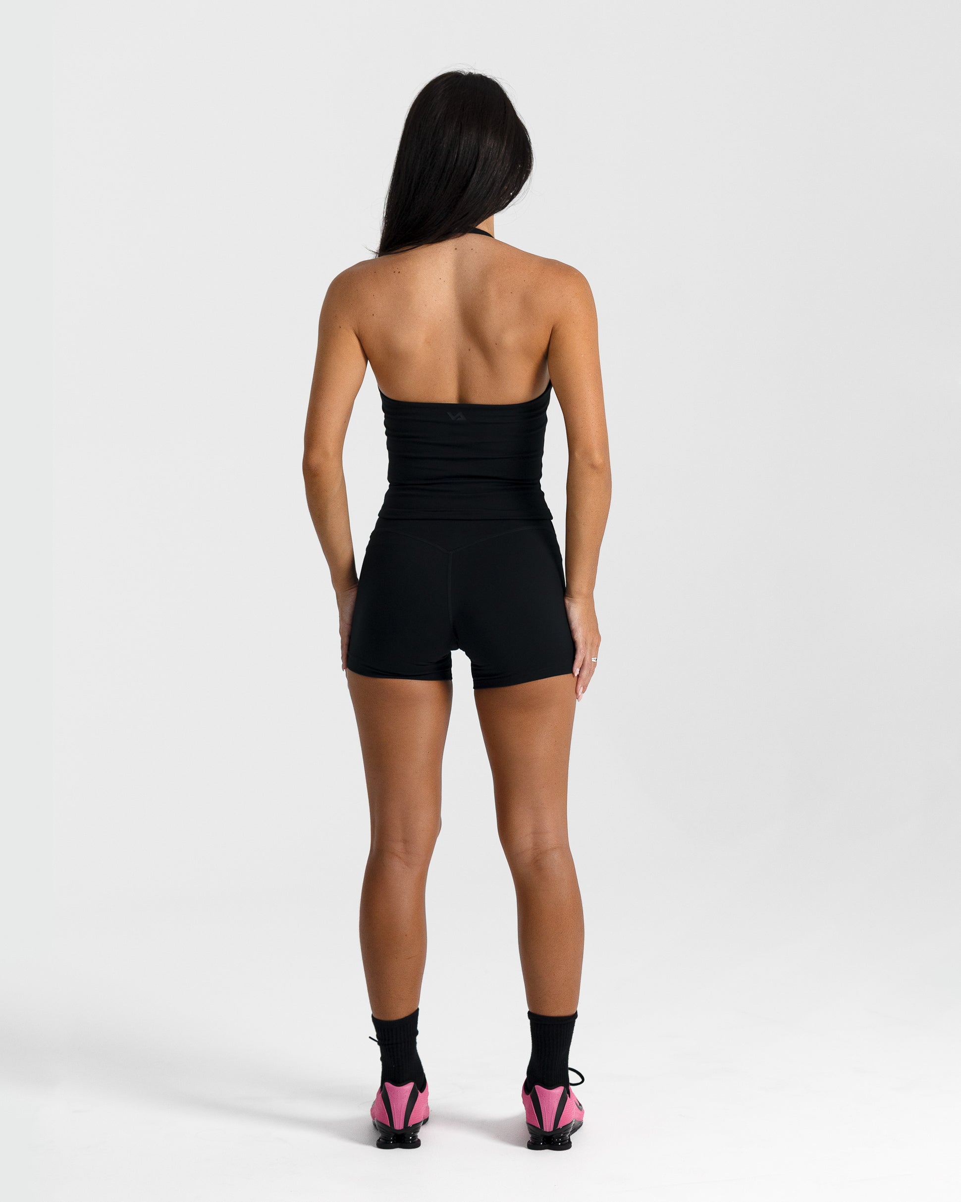 Form Halter Tank