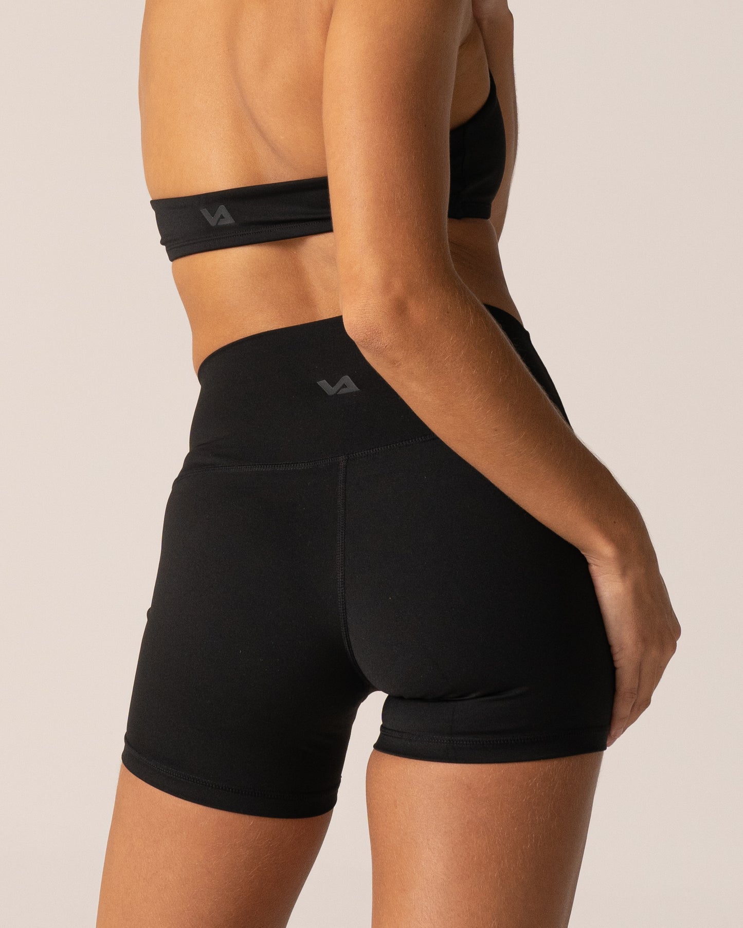 4" Shorts - Jet Black