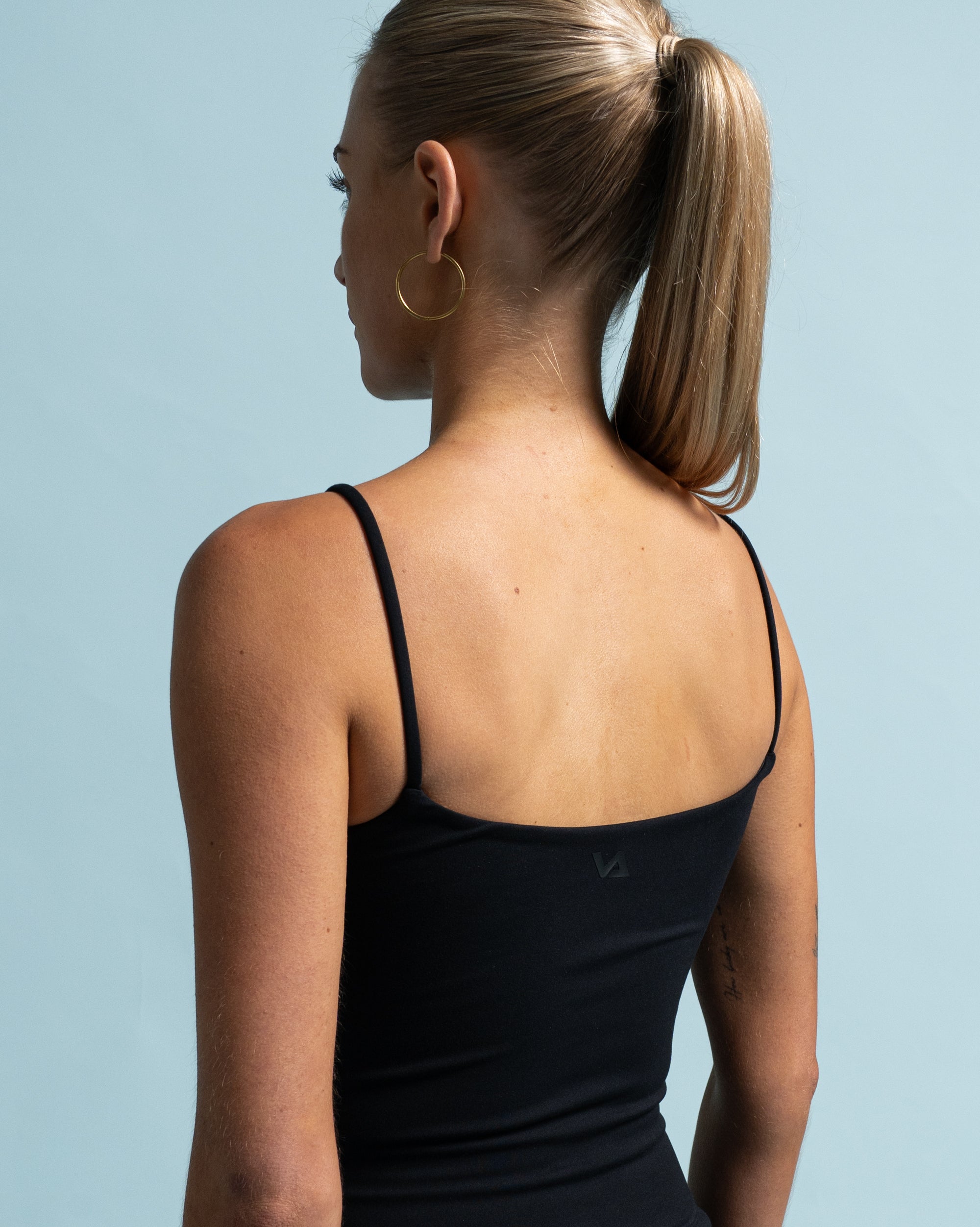 Black Form Tank - Side View